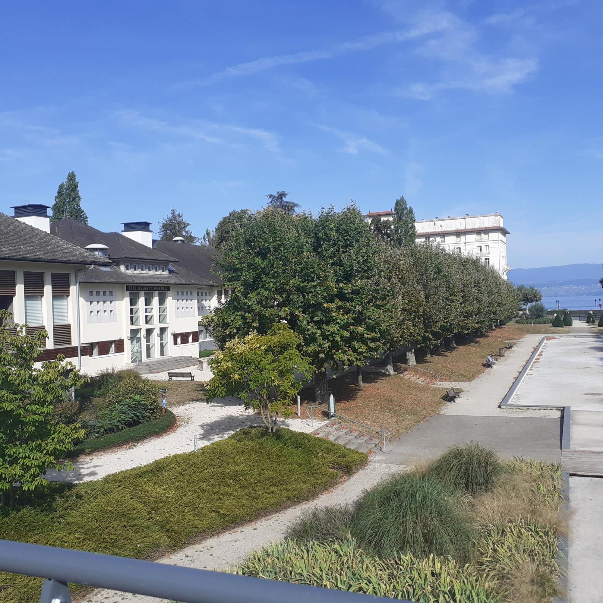 Charmant Appartement A 150 M Des Thermes Et Du Centre Ville トノン・レ・バン エクステリア 写真